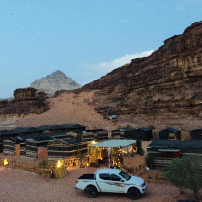 Martian Camp Wadi Rum Exterior foto